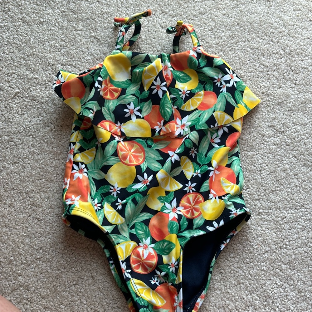 Old Navy swimsuit size 18-24 months